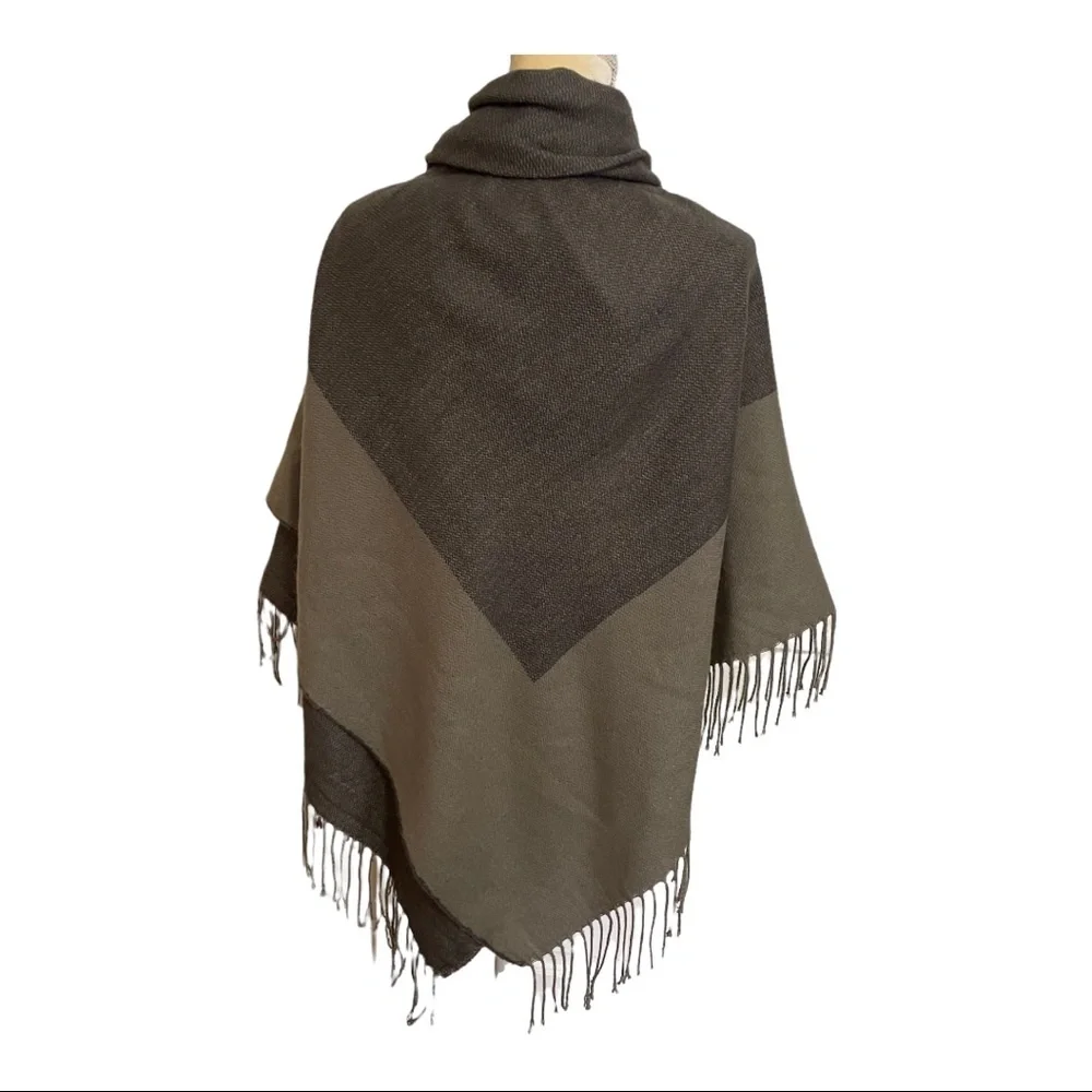 Apt 9 Poncho Brown and Tan‎ with Fringe